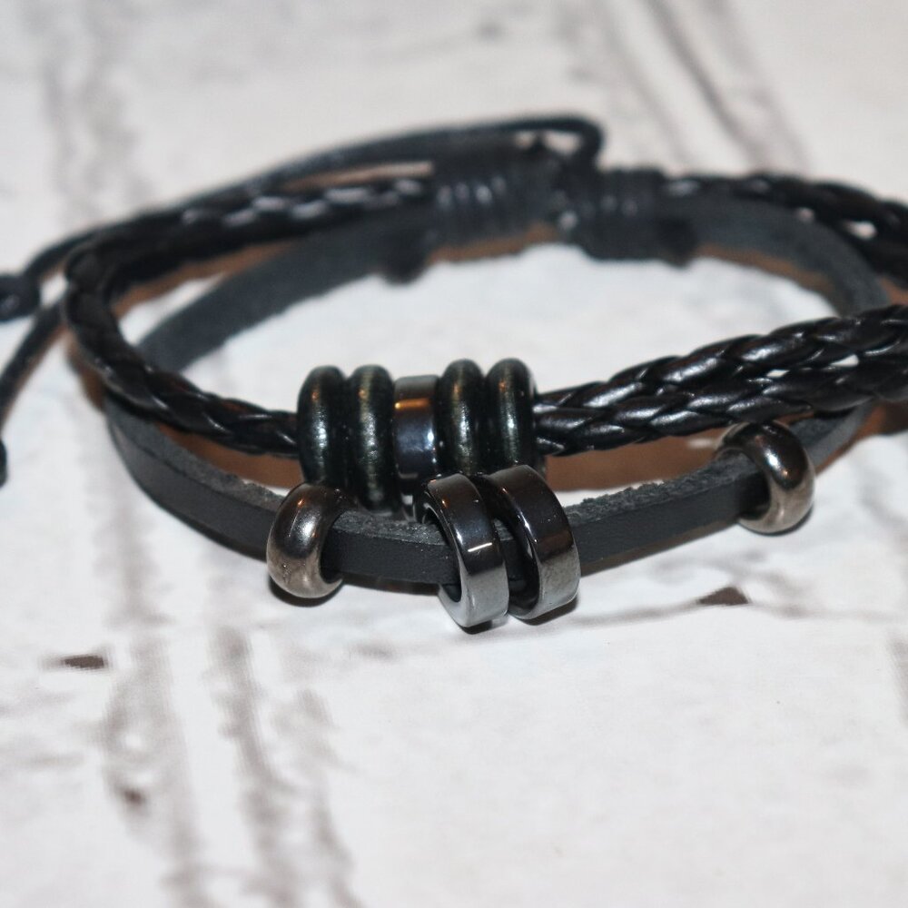 Black and gunmetal adjustable faux leather bracelet